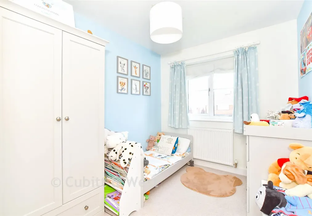 Bedroom 3 - South Downs Rise, Havant, Hampshire - Wards of Kent