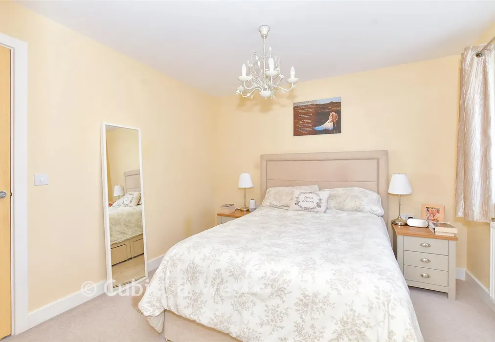 Bedroom 1 - South Downs Rise, Havant, Hampshire - Wards of Kent