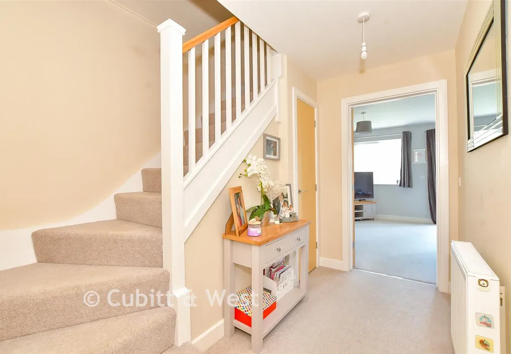 Hallway - South Downs Rise, Havant, Hampshire - Wards of Kent