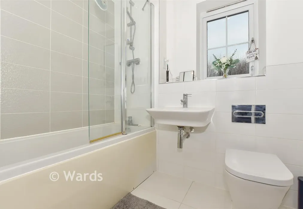 Bathroom - Orchid Road, Wouldham, Rochester, Kent - Wards of Kent