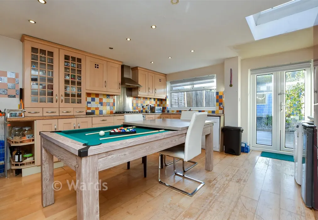 Kitchen - Poplar Road, Broadstairs, Kent - Wards of Kent