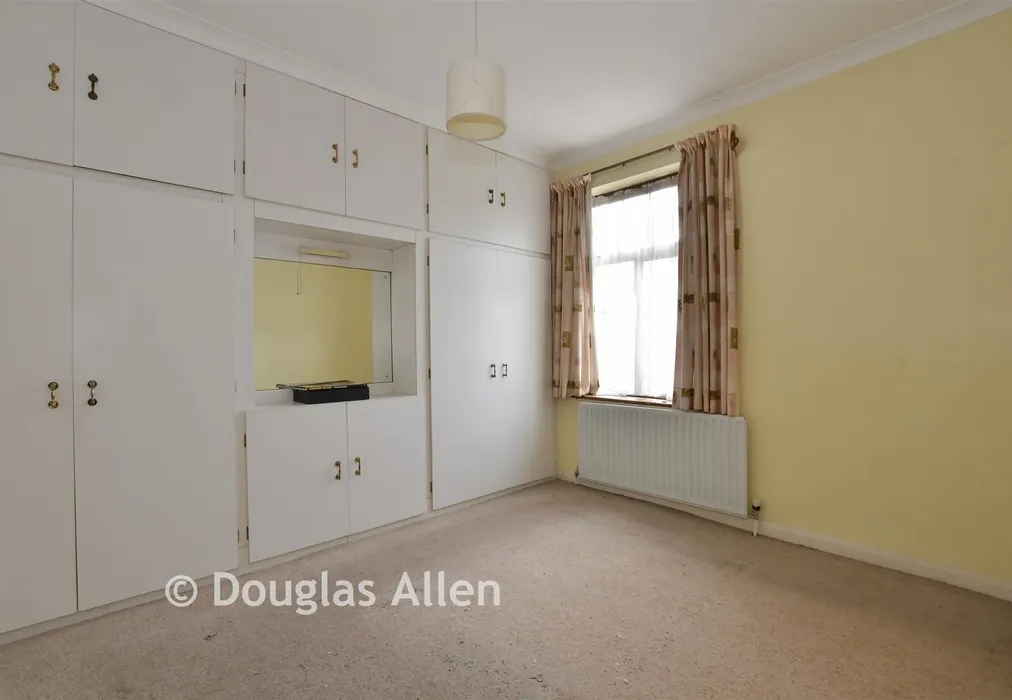 Bedroom 2 - Altmore Avenue, London - Wards of Kent