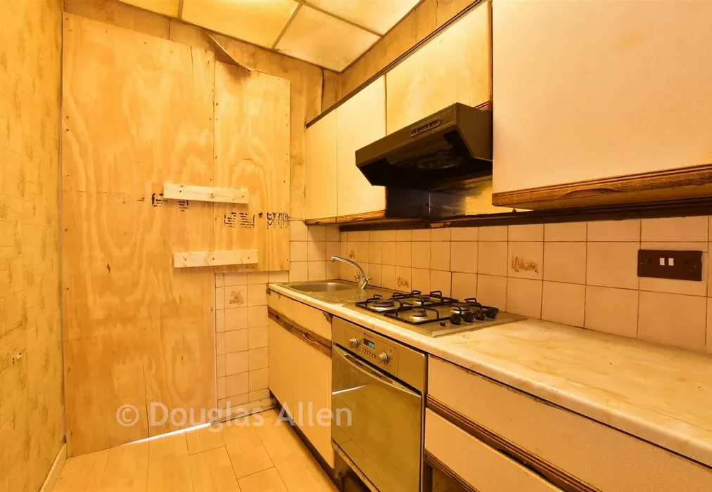 Kitchen - Altmore Avenue, London - Wards of Kent