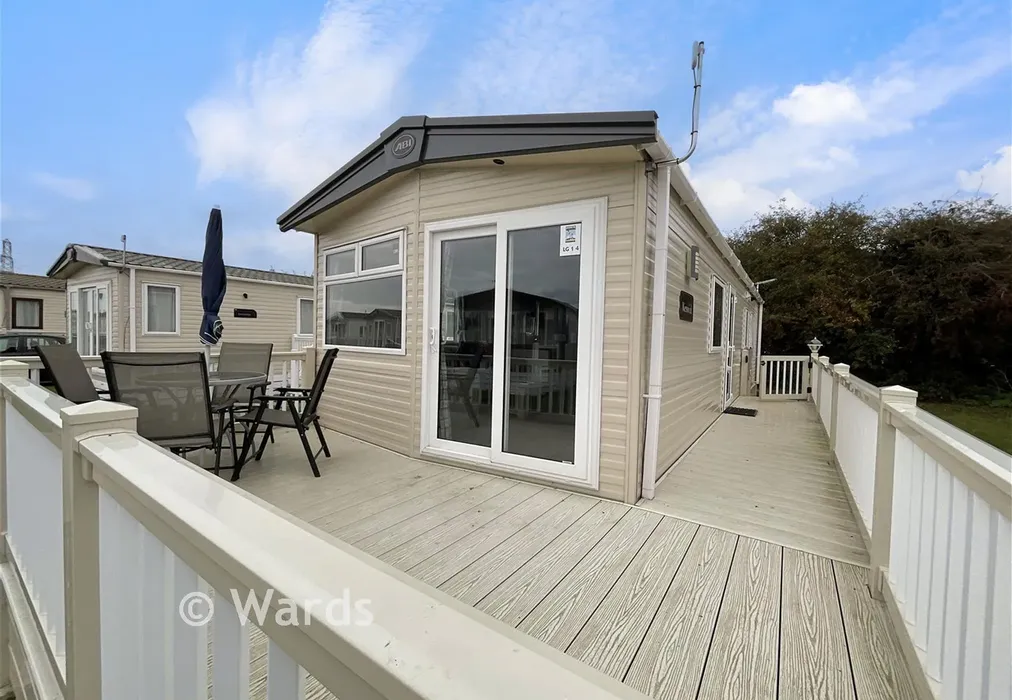 Terrace Area - Shottendane Road, Birchington, Kent - Wards of Kent