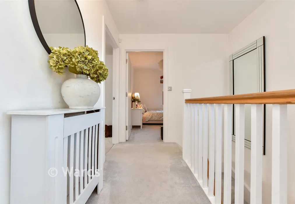 Landing - Orchard Close, Birchington, Kent - Wards of Kent