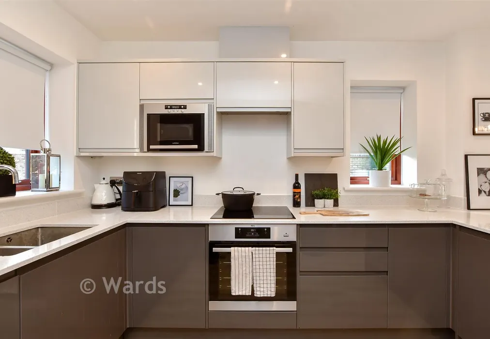 Kitchen - Orchard Close, Birchington, Kent - Wards of Kent
