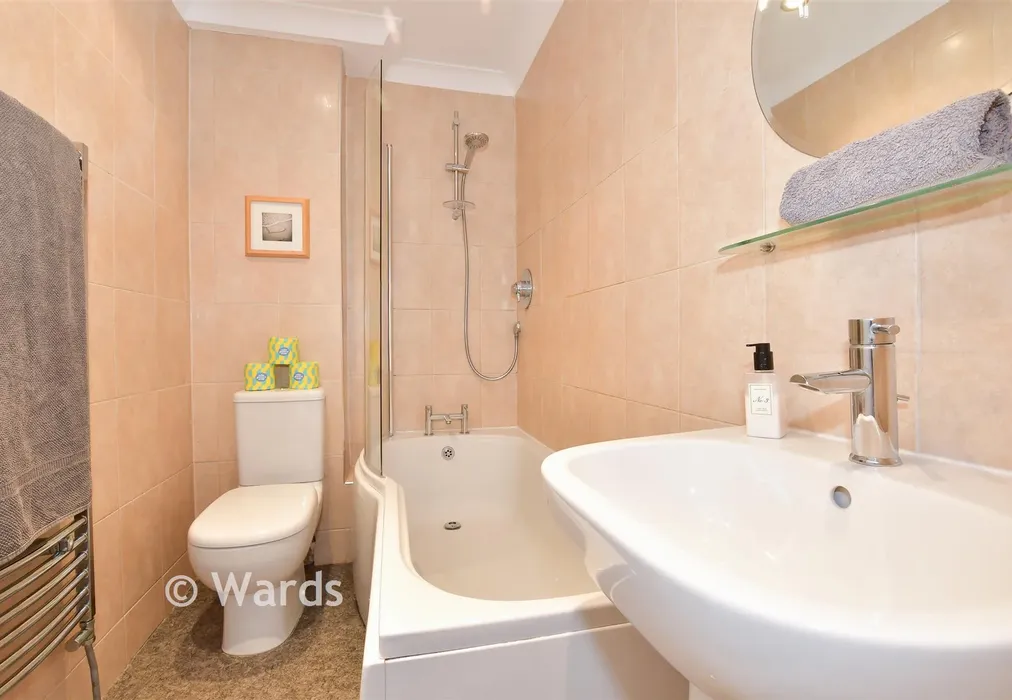 Bathroom - Orient Place, Canterbury, Kent - Wards of Kent