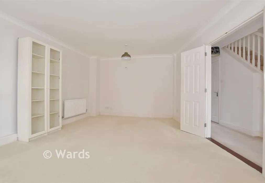 Lounge - Orient Place, Canterbury, Kent - Wards of Kent