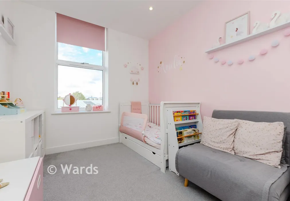 Bedroom 1 - Elmcroft Road, Petts Wood, Orpington, Kent - Wards of Kent