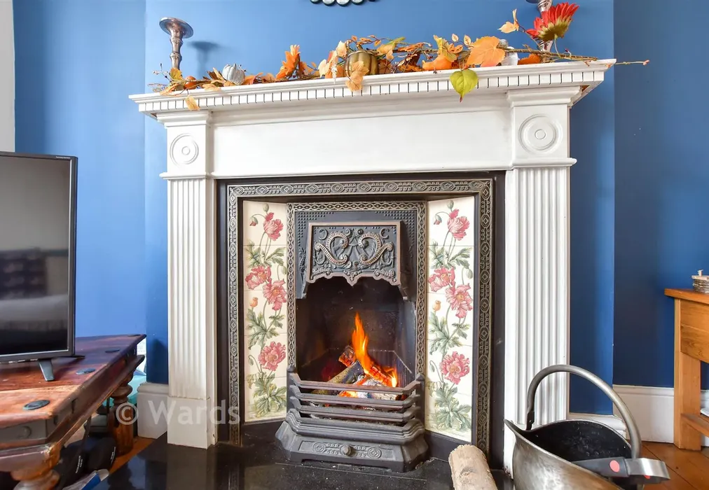 Internal Lifestyle Photograph - Queens Gardens, Herne Bay, Kent - Wards of Kent