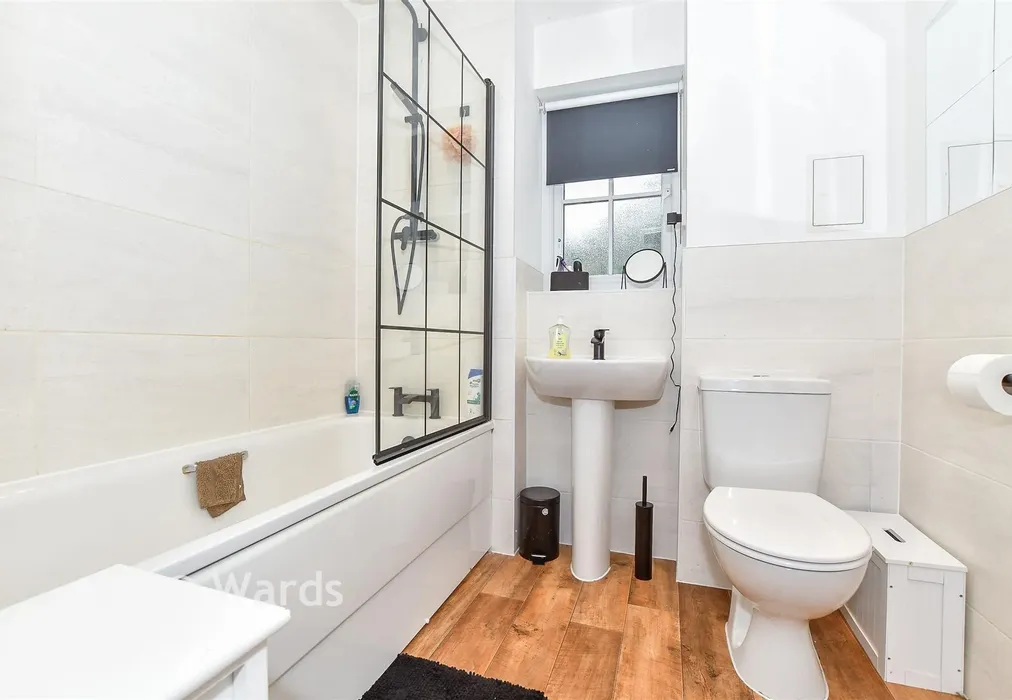 Bathroom - Challenger Way, Marden, Tonbridge, Kent - Wards of Kent