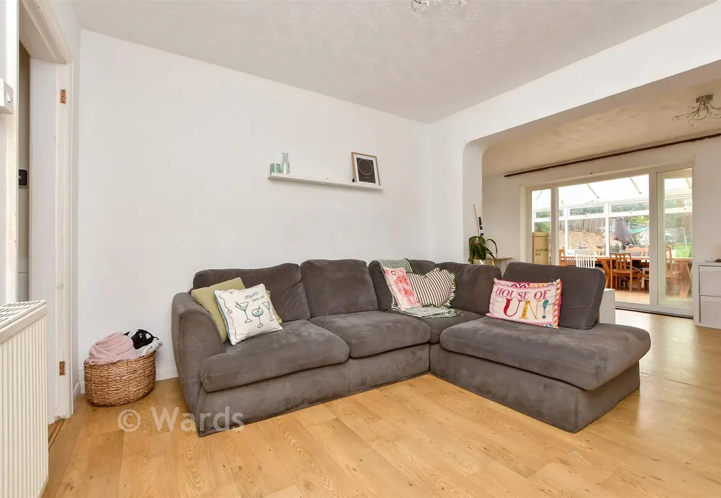 Lounge - Invicta Road, Margate, Kent - Wards of Kent