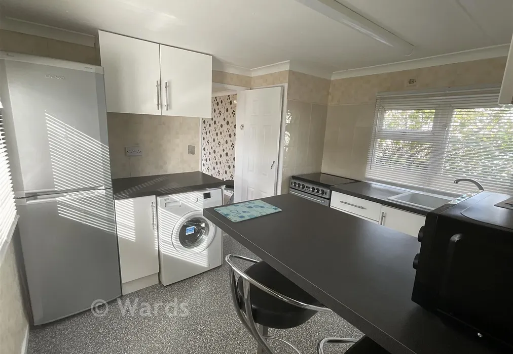 Kitchen - Kingsmead Park, Allhallows, Rochester, Kent - Wards of Kent