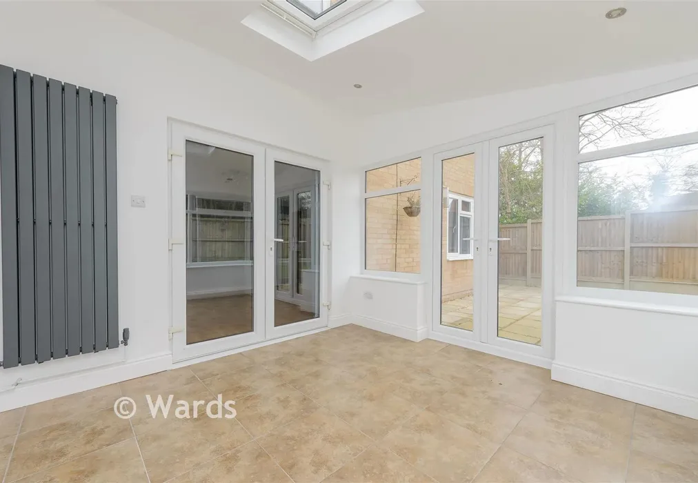 Sun Room - Falkland Place, Walderslade Woods, Kent - Wards of Kent