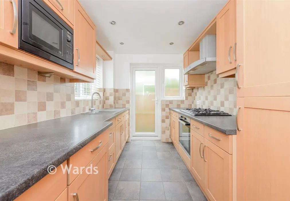 Kitchen - Falkland Place, Walderslade Woods, Kent - Wards of Kent
