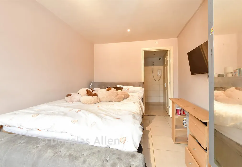 Bedroom 5 - Botelers, Lee Chapel South, Basildon, Essex - Wards of Kent