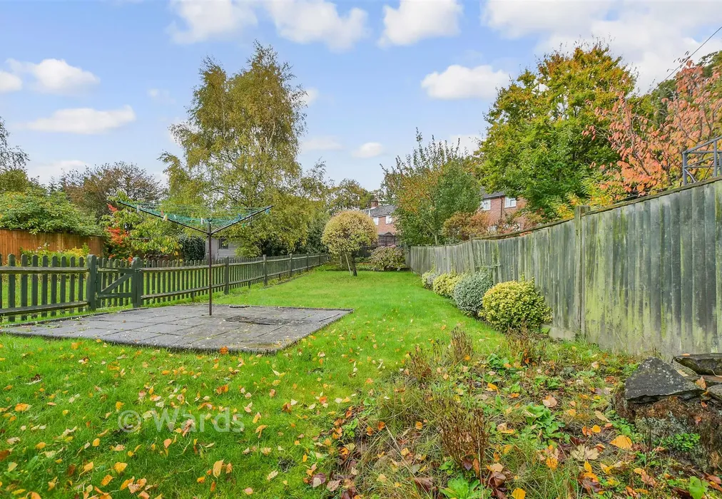 Rear Garden - Sandhurst Road, Tunbridge Wells, Kent - Wards of Kent