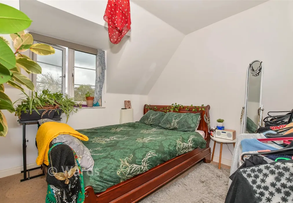 Bedroom - Crabapple Road, Tonbridge, Kent - Wards of Kent