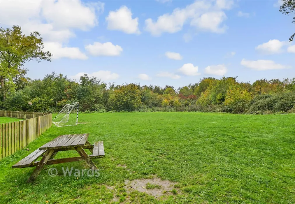 Surrounding Area - Crabapple Road, Tonbridge, Kent - Wards of Kent
