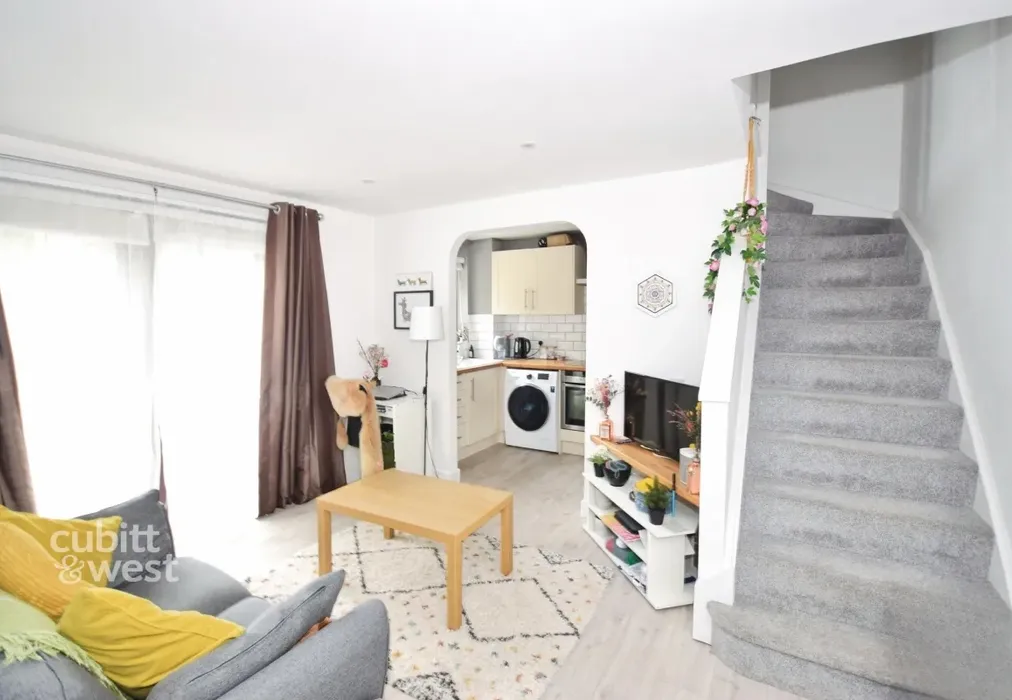 Living Room - Woodlands Copse Lane RH6 - Wards of Kent