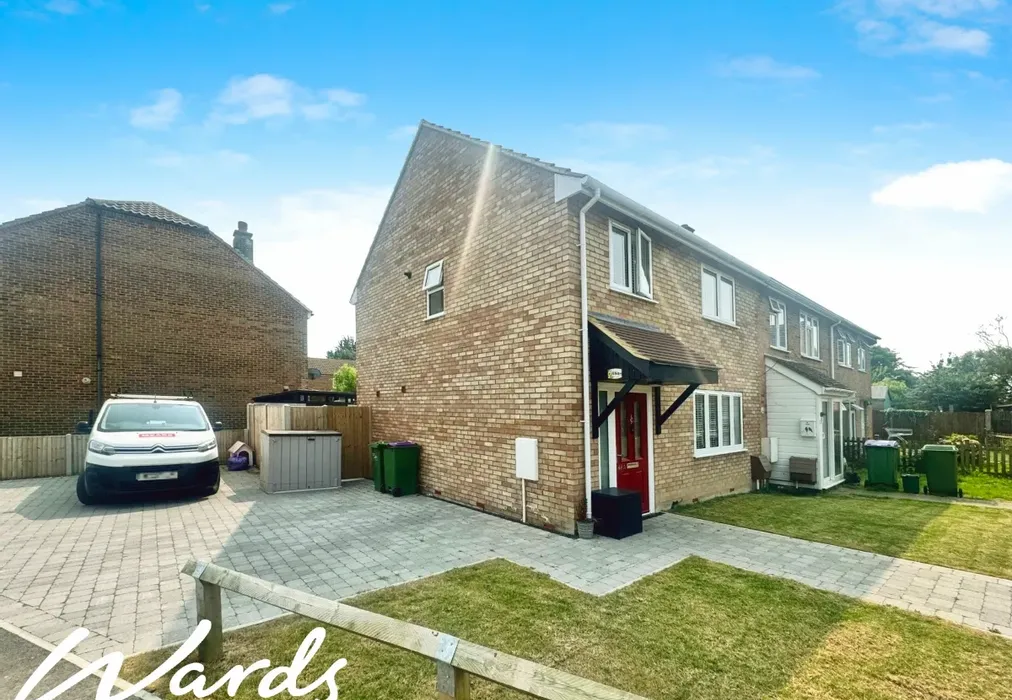 df246552-IMG_4239 - Marsh Crescent New Romney TN28 - Wards of Kent