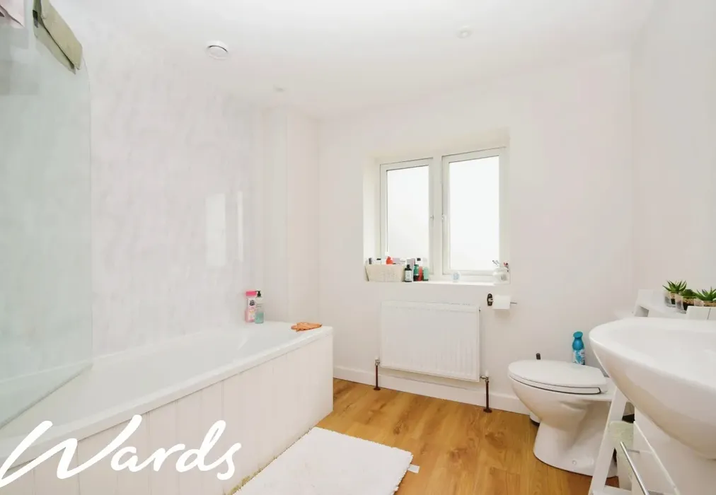 4f9b1be3-DSC_0010 - Marsh Crescent New Romney TN28 - Wards of Kent