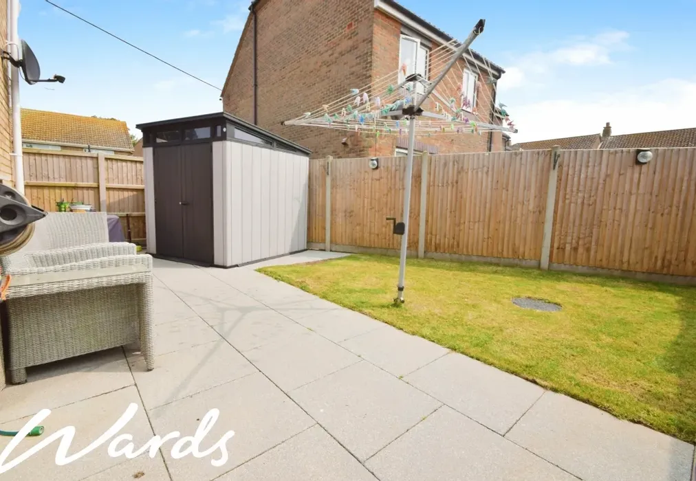 6c98c302-DSC_0022 - Marsh Crescent New Romney TN28 - Wards of Kent