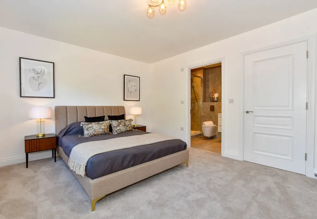 bed 3 - Fawkham Manor Fawkham Lane DA3 - Wards of Kent