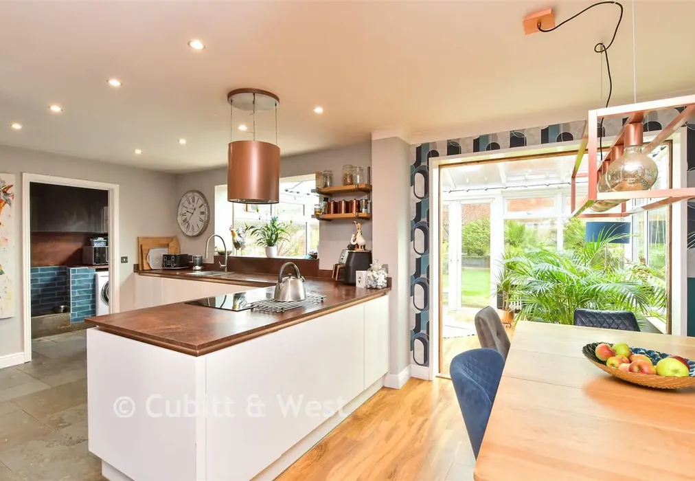 Kitchen - Harbour View Close, Newhaven, East Sussex - Wards of Kent