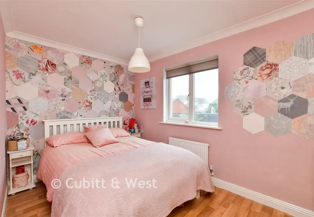 Bedroom 3 - Harbour View Close, Newhaven, East Sussex - Wards of Kent