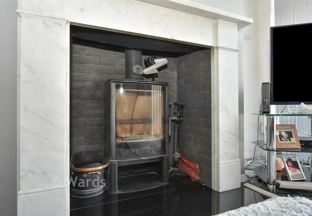 Internal Feature - Lime Grove, Sittingbourne, Kent - Wards of Kent