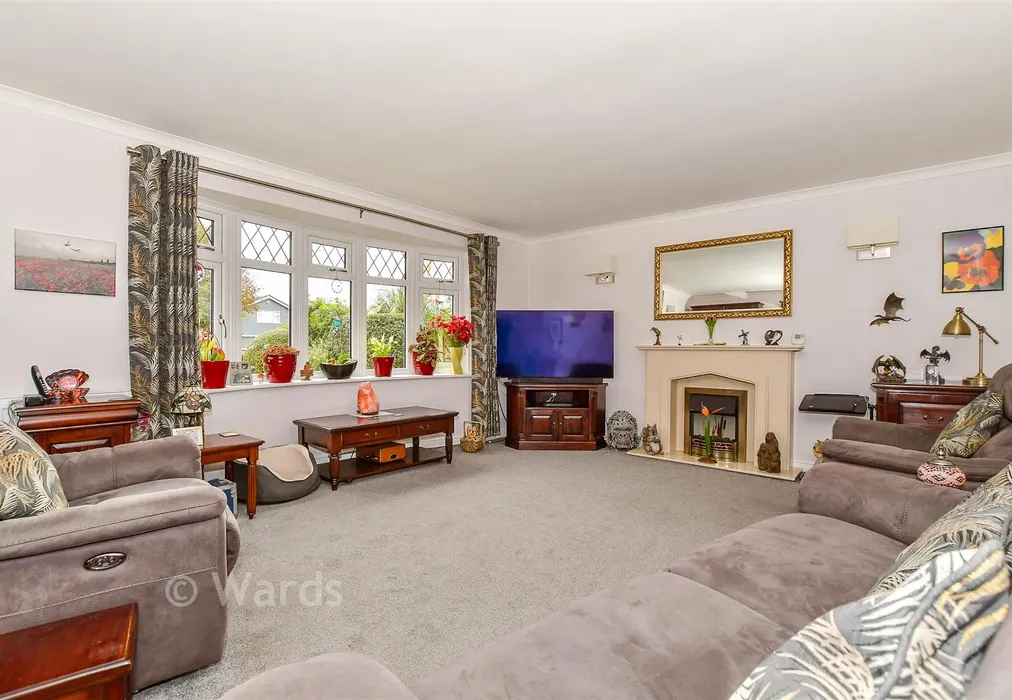 Lounge - Park Road, Littlestone, New Romney, Kent - Wards of Kent