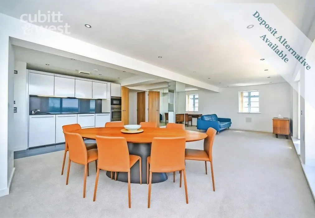 Open Plan Living - Grand Ocean, Longridge Avenue, BN2 - Wards of Kent