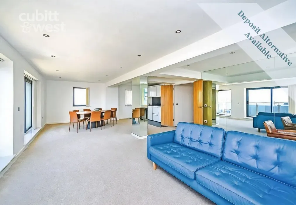 Open Plan Living - Grand Ocean, Longridge Avenue, BN2 - Wards of Kent