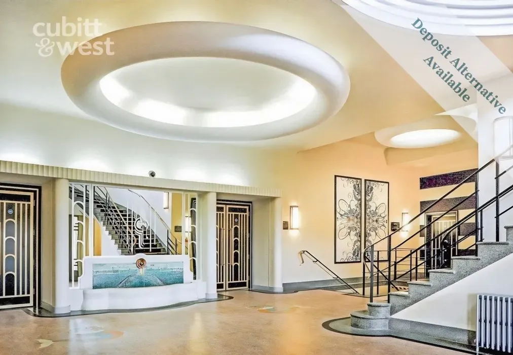 Entrance Lobby - Grand Ocean, Longridge Avenue, BN2 - Wards of Kent