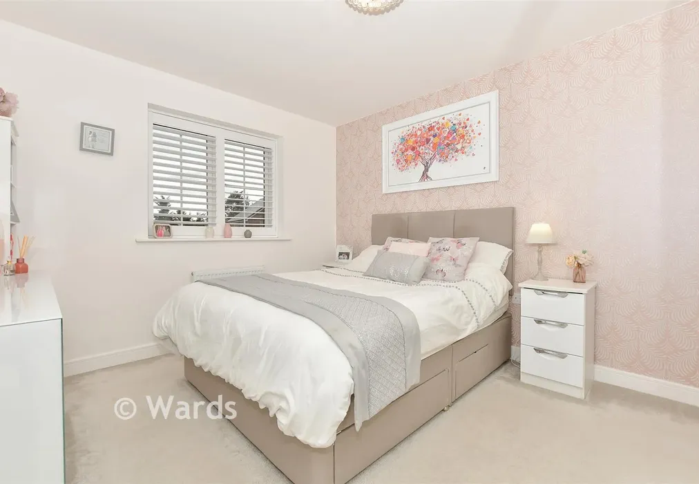 Bedroom 1 - Collier Street, Yalding, Maidstone, Kent - Wards of Kent