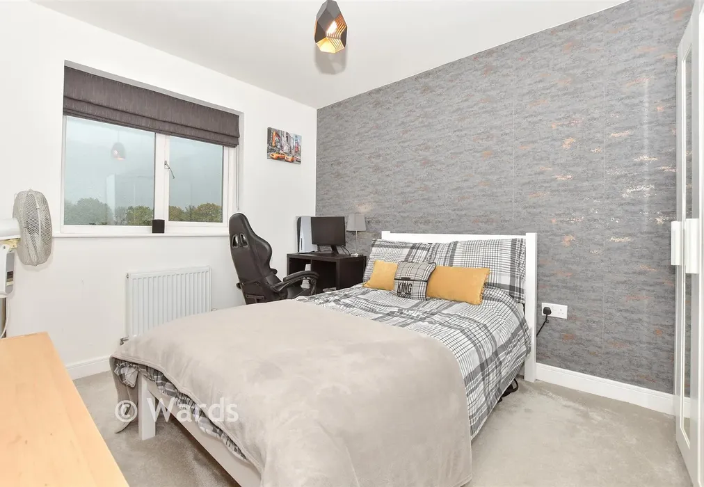 Bedroom 3 - Collier Street, Yalding, Maidstone, Kent - Wards of Kent