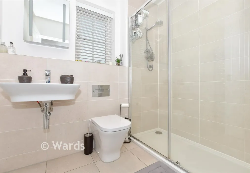En-Suite Shower Room - Collier Street, Yalding, Maidstone, Kent - Wards of Kent