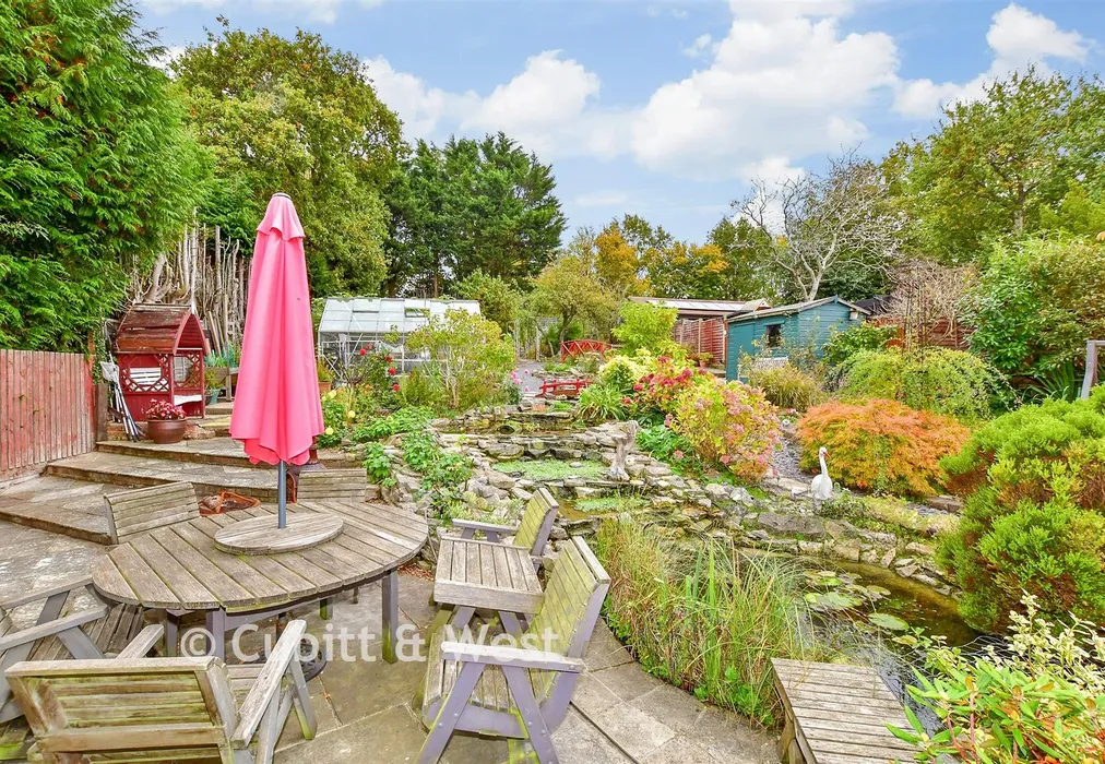 Rear Garden - Stakes Hill Road, Waterlooville, Hampshire - Wards of Kent