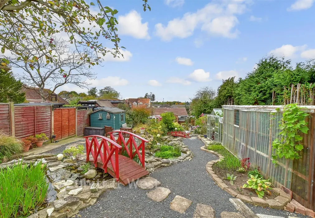 Rear Garden - Stakes Hill Road, Waterlooville, Hampshire - Wards of Kent