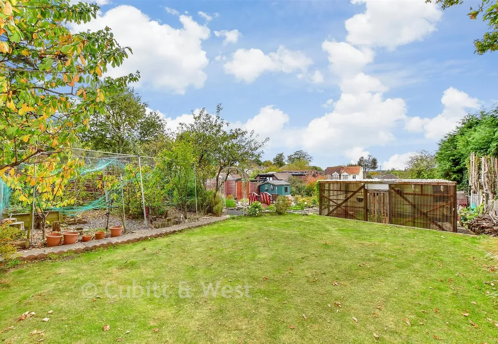 Rear Garden - Stakes Hill Road, Waterlooville, Hampshire - Wards of Kent