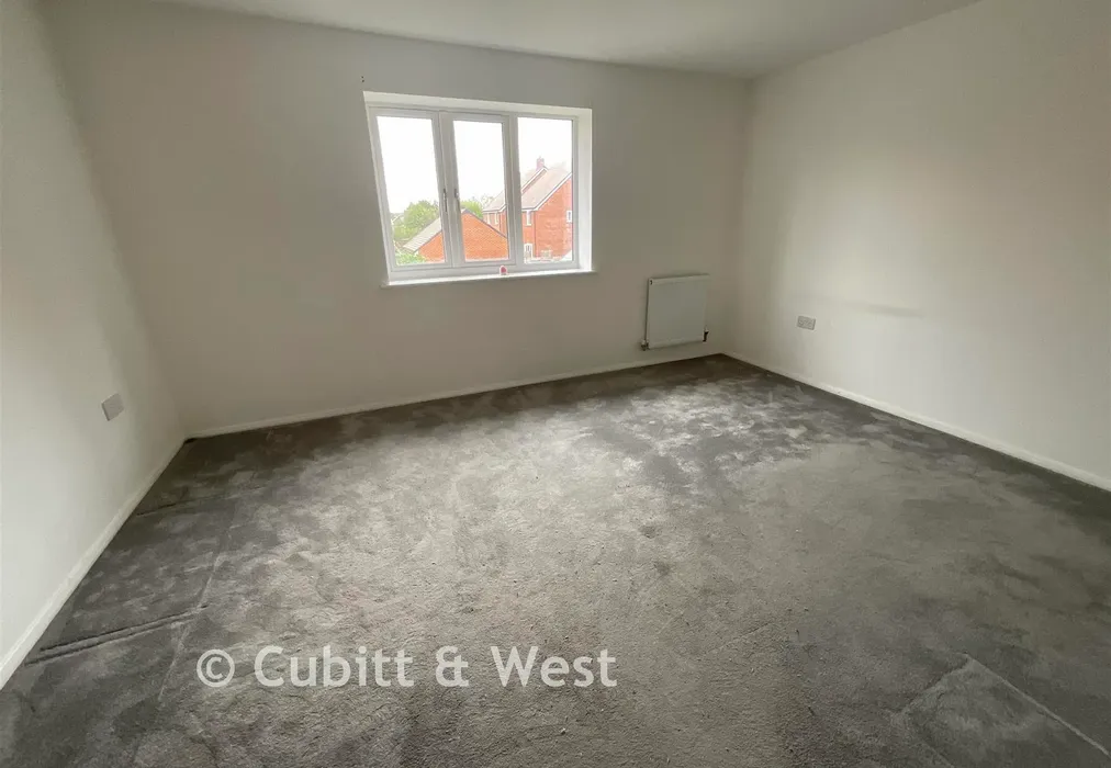 Bedroom 1 - Knight Gardens, Arundel, West Sussex - Wards of Kent