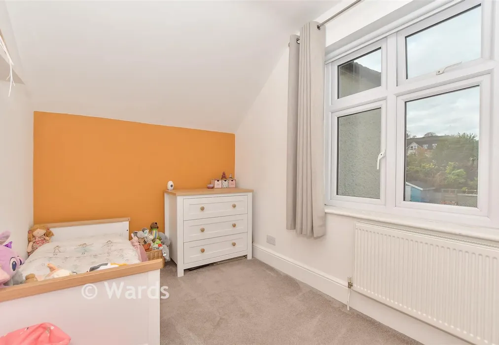 Bedroom 3 - Little Buckland Avenue, Maidstone, Kent - Wards of Kent