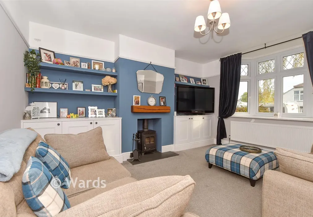 Lounge - Little Buckland Avenue, Maidstone, Kent - Wards of Kent