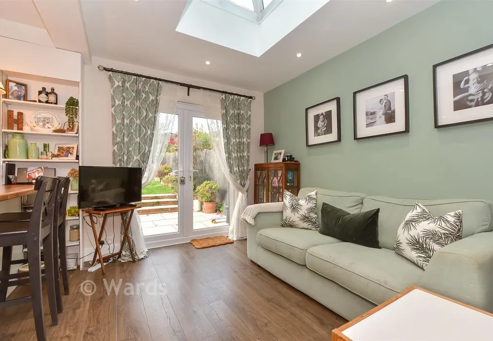 Family Area - Little Buckland Avenue, Maidstone, Kent - Wards of Kent