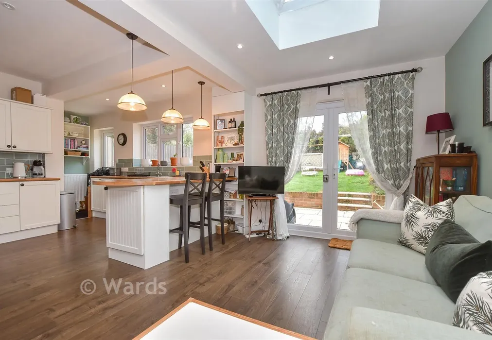 Family Area - Little Buckland Avenue, Maidstone, Kent - Wards of Kent