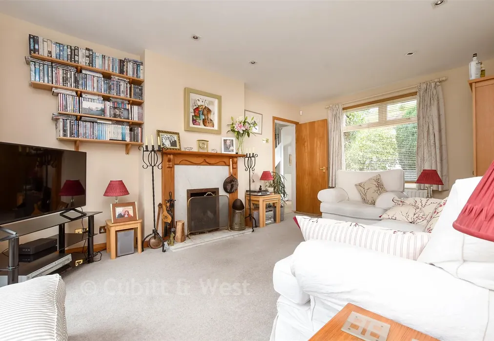 Lounge - Green Curve, Banstead, Surrey - Wards of Kent