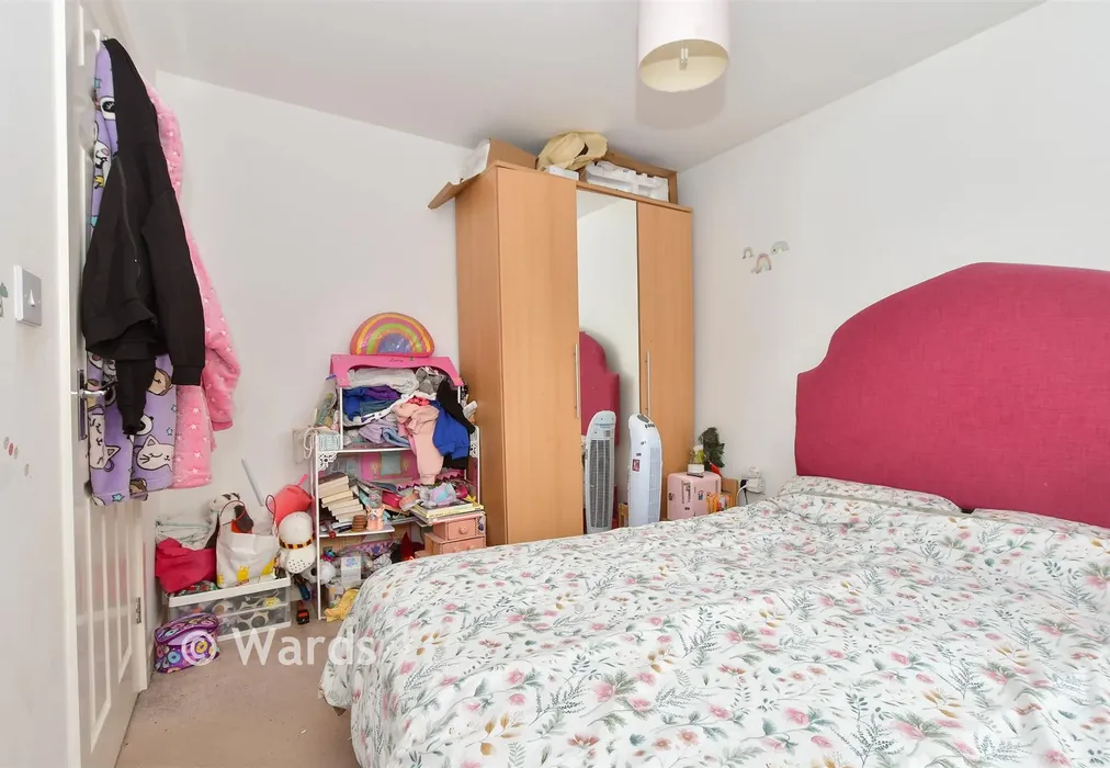 Bedroom 2 - Cantium Place, Snodland, Kent - Wards of Kent