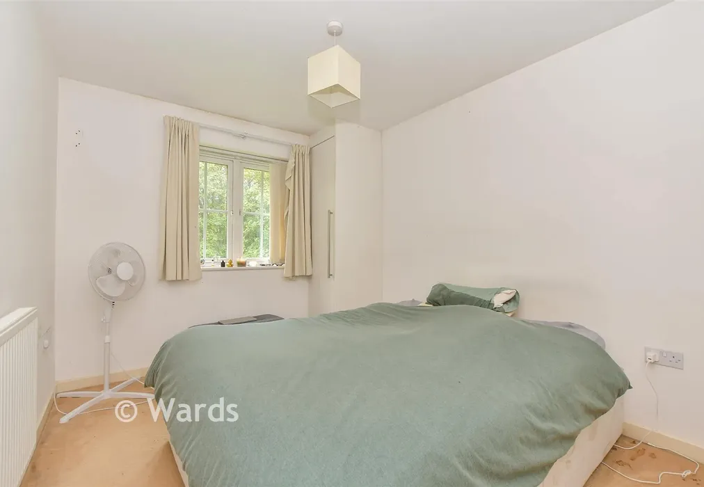 Bedroom 1 - Cantium Place, Snodland, Kent - Wards of Kent