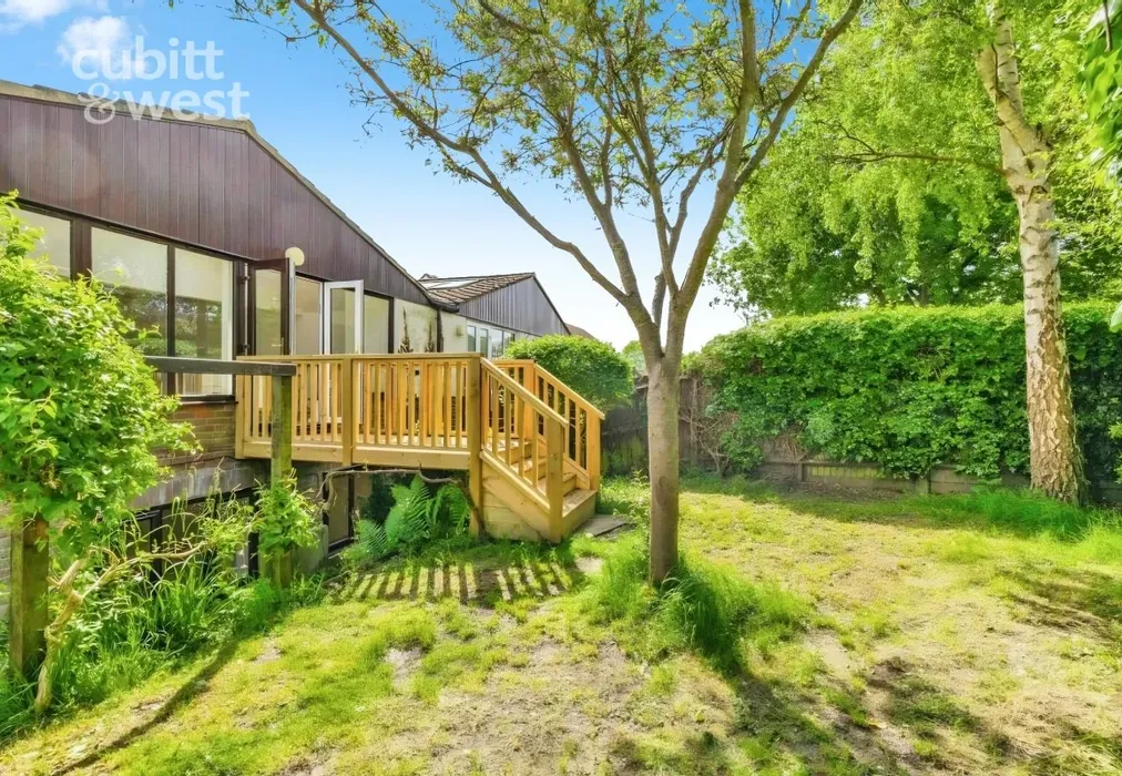 Garden - High Street, Nutley, TN22 - Wards of Kent
